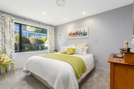 Photo of property in 6 The Fjord, Aotea, Porirua, 5024