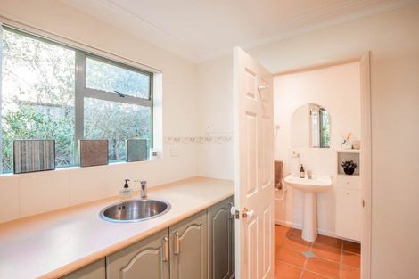 Photo of property in 19 Gilberd Place, Torbay, Auckland, 0630