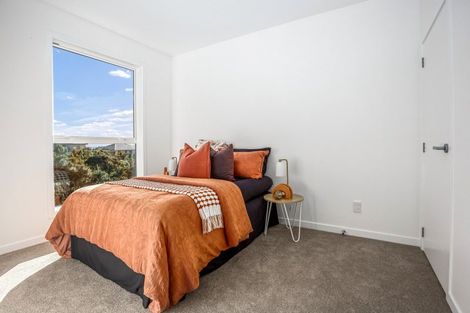 Photo of property in 49 Cleat Street, Whitby, Porirua, 5024