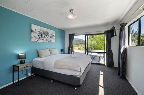 Photo of property in 13 Tirita Street, Kawaha Point, Rotorua, 3010