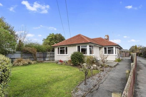 Photo of property in 17 Worthy Street, Ilam, Christchurch, 8041