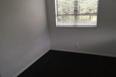 Photo of property in 13 Felstead Street, Birkenhead, Auckland, 0626