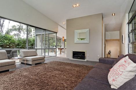 Photo of property in 20c Konini Road, Titirangi, Auckland, 0604