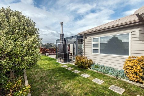 Photo of property in 11 Gennaker Lane, Whitby, Porirua, 5024