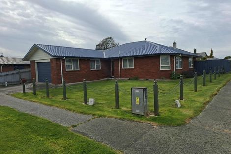 Photo of property in 120 Newcastle Street, Windsor, Invercargill, 9810