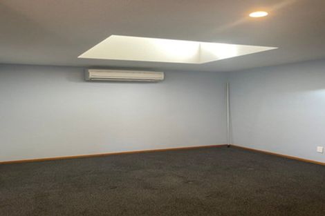 Photo of property in 2/61 Waimairi Road, Upper Riccarton, Christchurch, 8041