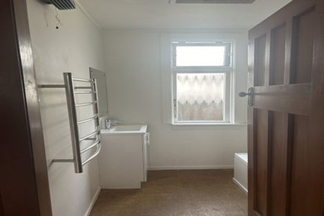 Photo of property in 107 Bay View Road, South Dunedin, Dunedin, 9012