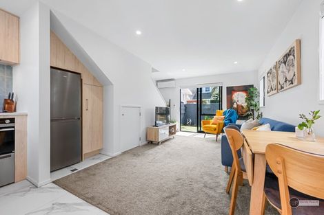 Photo of property in 4/42 Cambridge Terrace, Waiwhetu, Lower Hutt, 5010