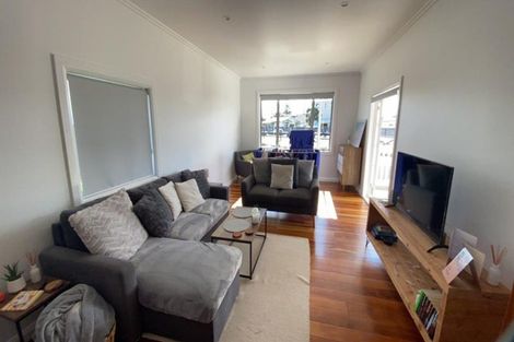 Photo of property in 6 Kenny Avenue, Ahuriri, Napier, 4110