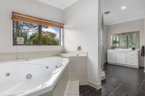 Photo of property in 189 Tararua Road, Levin, 5571