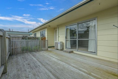 Photo of property in 40 Geraldine Crescent, Cloverlea, Palmerston North, 4412