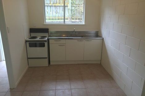 Photo of property in 4/10 Miro Street, New Lynn, Auckland, 0600