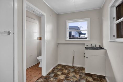 Photo of property in 25 Hunter Street, Hawera, 4610