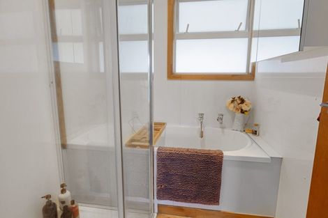 Photo of property in 15 Fairbank Avenue, Stratford, 4332