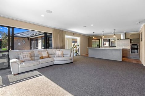 Photo of property in 34 Arone Way, Wainui, Silverdale, 0994