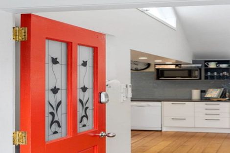 Photo of property in 15 Hamilton Road, Cambridge, 3434