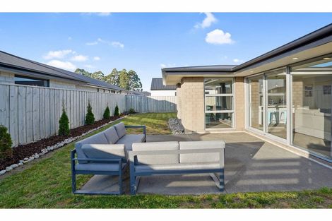 Photo of property in 1 Fry Place, Rolleston, 7614