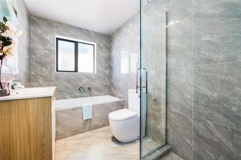 Photo of property in 19 Woven Place, Karaka, Papakura, 2113