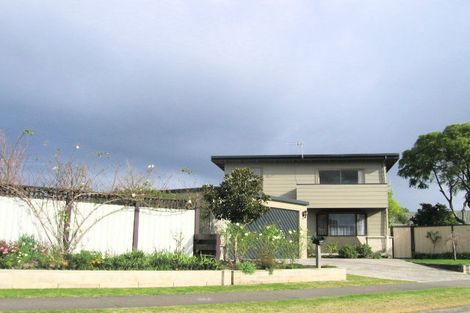 Photo of property in 41 Donegal Crescent, Tamatea, Napier, 4112