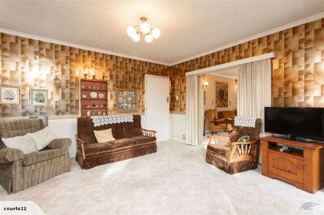 Photo of property in 13 Clouston Street, Saint Martins, Christchurch, 8022