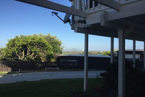 Photo of property in 17 Cashmere Place, Glenfield, Auckland, 0629