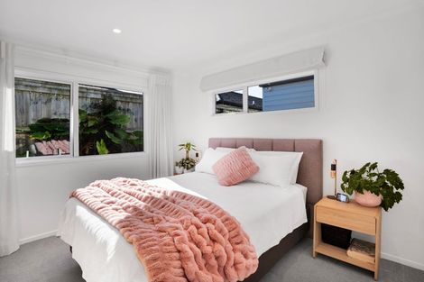 Photo of property in 4 Whenu Way, Bell Block, New Plymouth, 4312