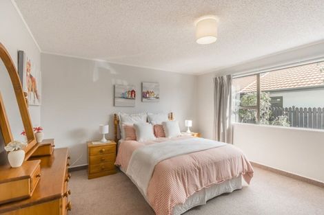 Photo of property in 23 Kanawa Street, Waikanae, 5036