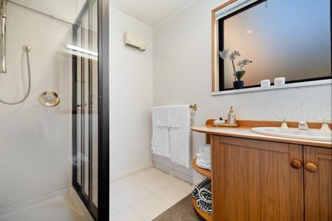 Photo of property in 18 Inverness Crescent, Arrowtown, 9302