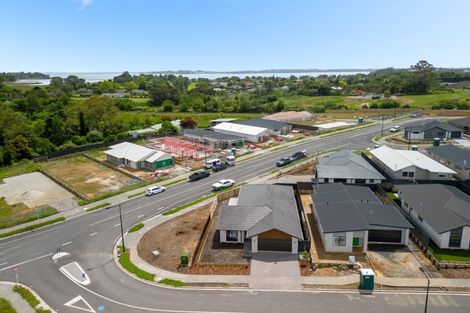 Photo of property in 126 Sentinel Avenue, Omokoroa, 3114