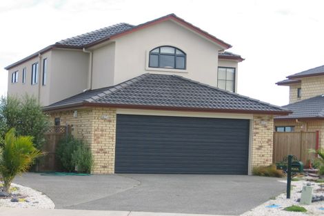 Photo of property in 6 Coachman Drive, Flat Bush, Auckland, 2016