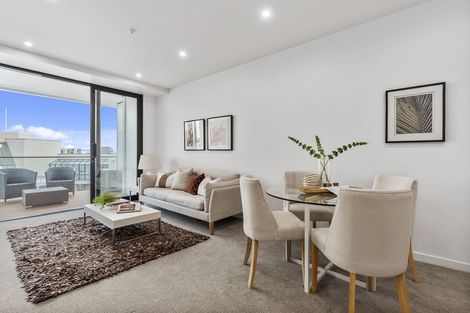Photo of property in 104/8a Lake Pupuke Drive, Takapuna, Auckland, 0622