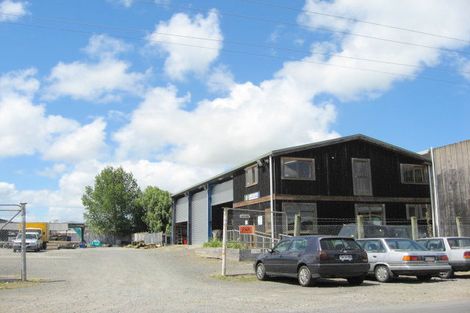 Photo of property in 1/156 Great South Road, Drury, 2113