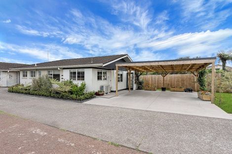 Photo of property in 19f Victoria Avenue, Waiuku, 2123