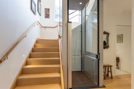 Photo of property in 62a Holly Road, St Albans, Christchurch, 8014