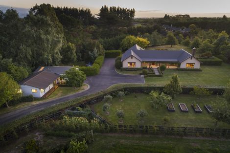 Photo of property in 443 Stoney Creek Road, Kelvin Grove, Palmerston North, 4470
