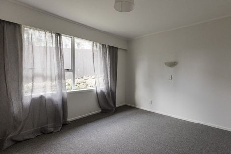 Photo of property in 18 Captain Scott Road, Glen Eden, Auckland, 0602