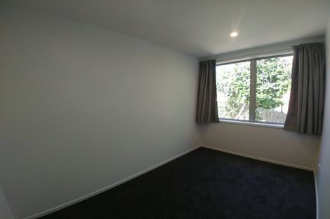Photo of property in 28 Pupuke Road, Hillcrest, Auckland, 0627