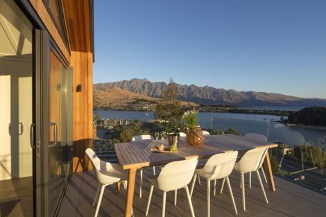 Photo of property in 27/u2 Panorama Terrace, Queenstown, 9300