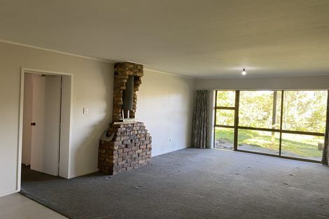 Photo of property in 64 Cyclarama Crescent, Massey, Auckland, 0614