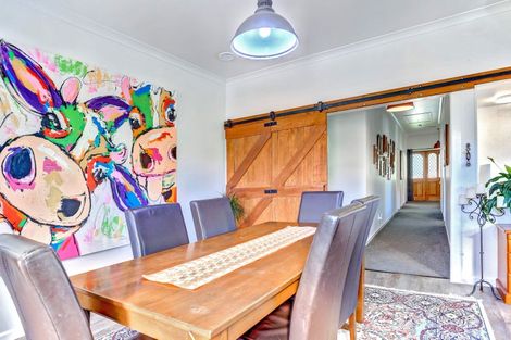 Photo of property in 6 Parkes Avenue, Saint Johns Hill, Whanganui, 4501