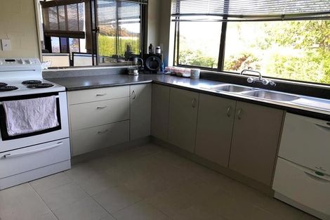 Photo of property in 16 Isobel Street, Acacia Bay, Taupo, 3330