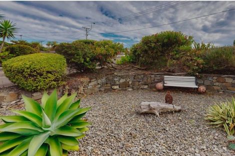 Photo of property in 93 Marine Parade, Paraparaumu Beach, Paraparaumu, 5032