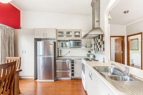 Photo of property in 27 Withers Road, Glen Eden, Auckland, 0602