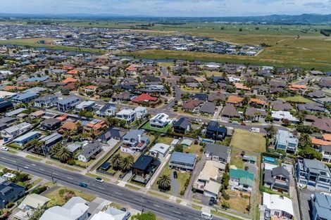 Photo of property in 1034 Papamoa Beach Road, Papamoa Beach, Papamoa, 3118
