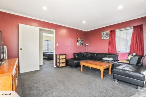 Photo of property in 34 Puriri Road, Pukekohe, 2120