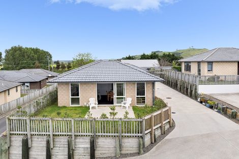 Photo of property in 1 Harakeke Way, Papamoa Beach, Te Puke, 3187