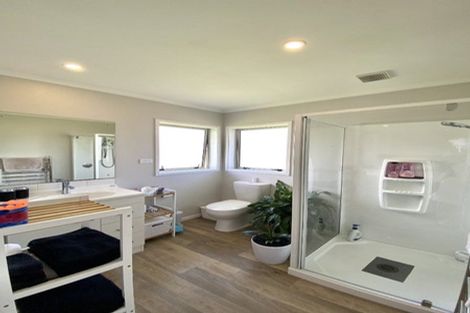 Photo of property in 6 Cory Jane Grove, Riverstone Terraces, Upper Hutt, 5018