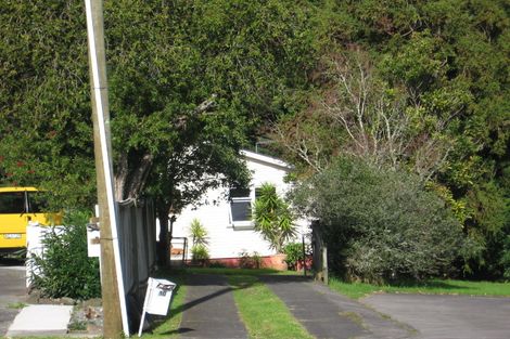 Photo of property in 10 Hughes Terrace, Te Atatu Peninsula, Auckland, 0610