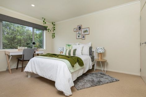 Photo of property in 33 Penzance Road, Mairangi Bay, Auckland, 0630