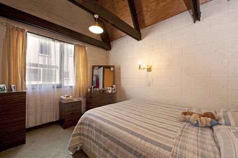 Photo of property in 3 Stowe Hill, Thorndon, Wellington, 6011